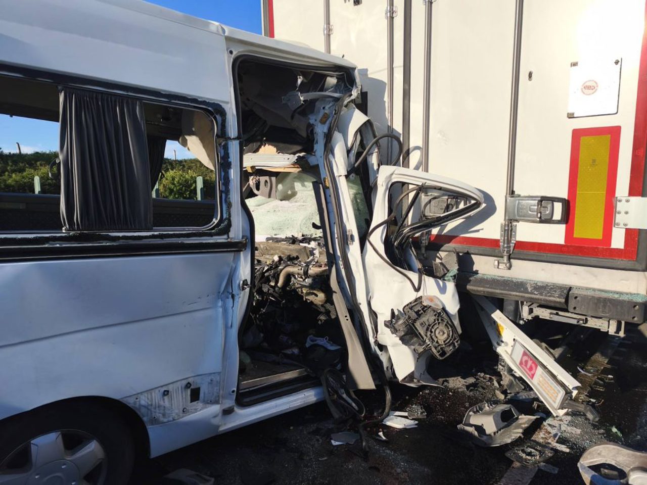 MAE, noi detalii despre accidentul din Ungaria: Șase din cei nouă pasageri erau cetățeni moldoveni  