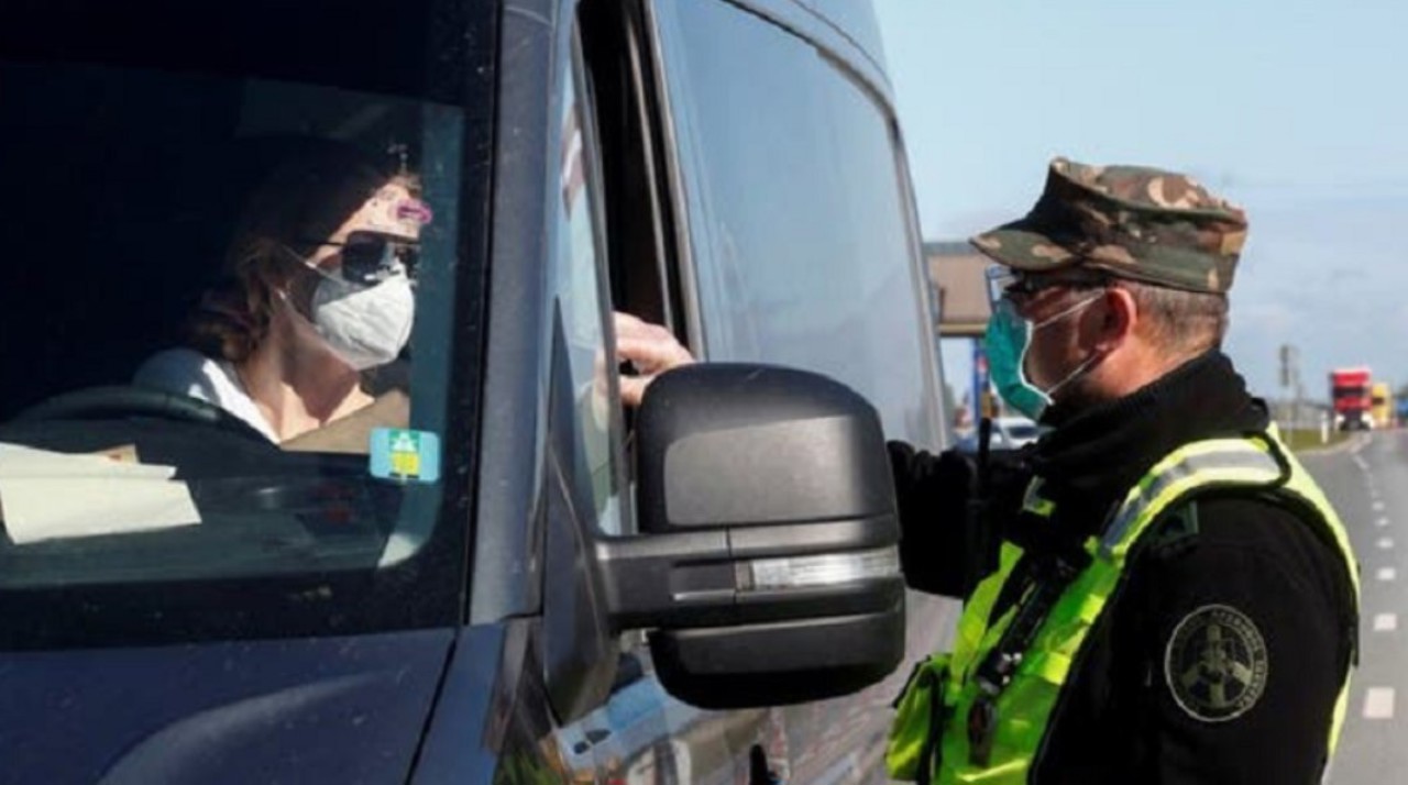 Латвия закрывает границу для россиян, которым больше не разрешен въезд на территорию страны