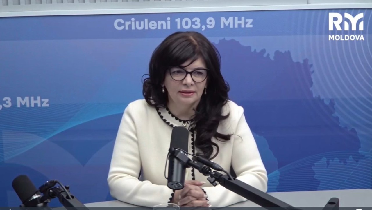 captură video: Adriana Cazacu, în platoul emisiunii „Spațiul Public”