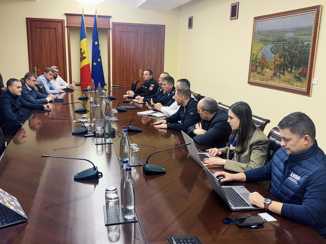 Un nou val de poluare anticipat pe Nistru: Autoritățile intensifică măsurile de intervenție 