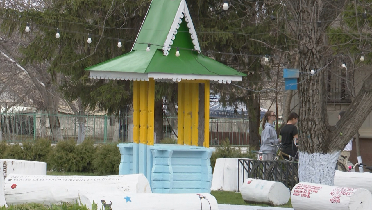 Problema apei potabile la Puhăceni: Autoritățile promit apeduct până în 2027