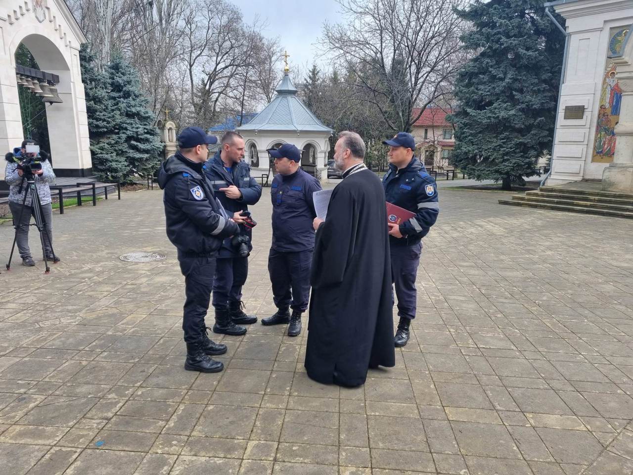 (ФОТО) Проверка церквей и храмов страны перед богослужением в ночь Воскресения. Рекомендации ГИЧС