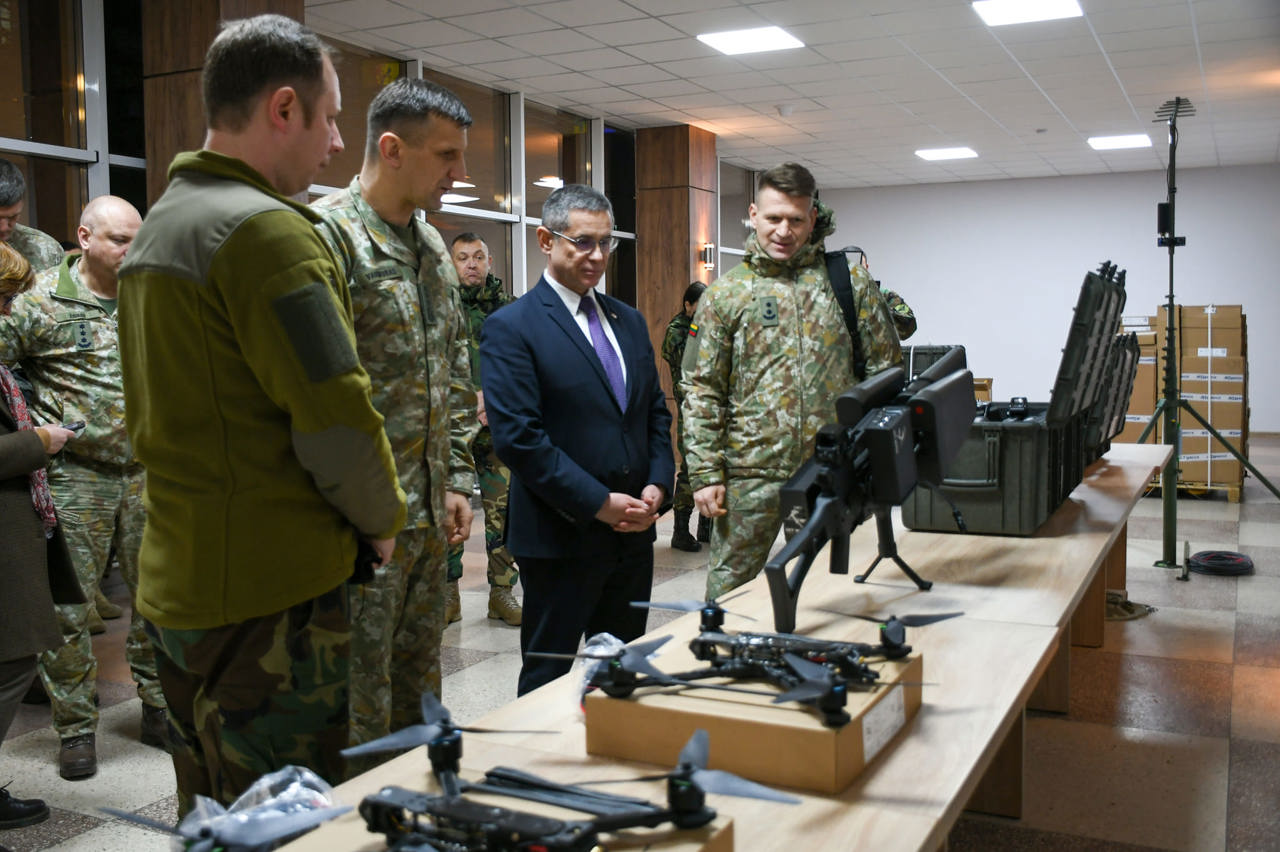 Lithuania offers the Republic of Moldova a batch of military equipment