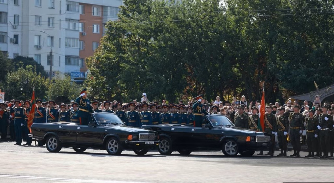 Parada militară de la Tiraspol, o „provocare ce subminează suveranitatea Republicii Moldova”