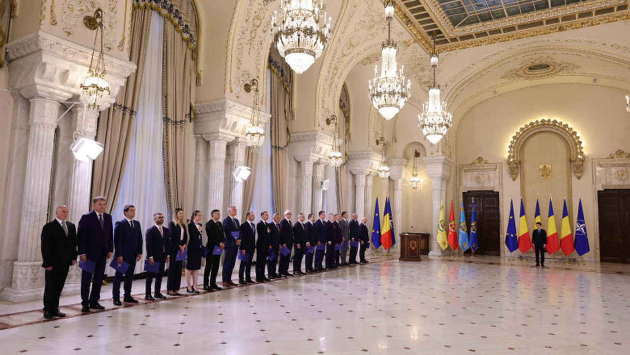 Cotroceni: Miniștrii Cabinetului Bolojan au depus jurământul 