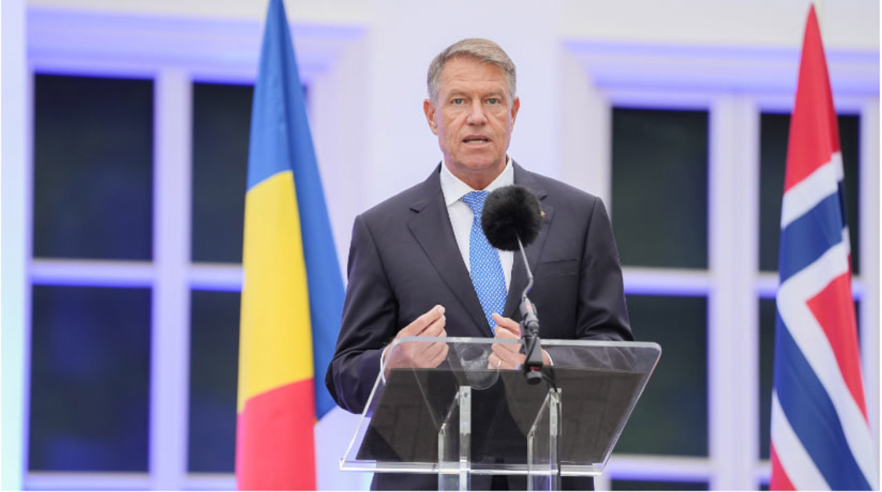 Klaus Iohannis: „Aliații NATO au datoria de a găsi căi pentru a ajuta Republica Moldova în a-și crește capacitatea de reziliență”