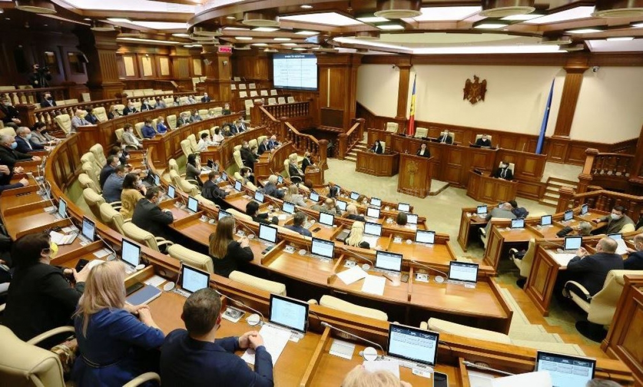 Modificările la Legea cetățeniei vor fi examinate la următoarea ședință a Parlamentului 