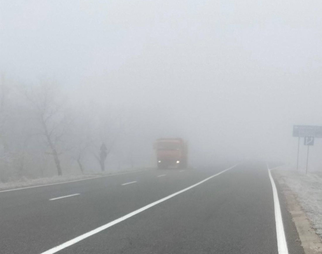 Ceață densă pe drumurile naționale: Recomandările ASD pentru șoferi