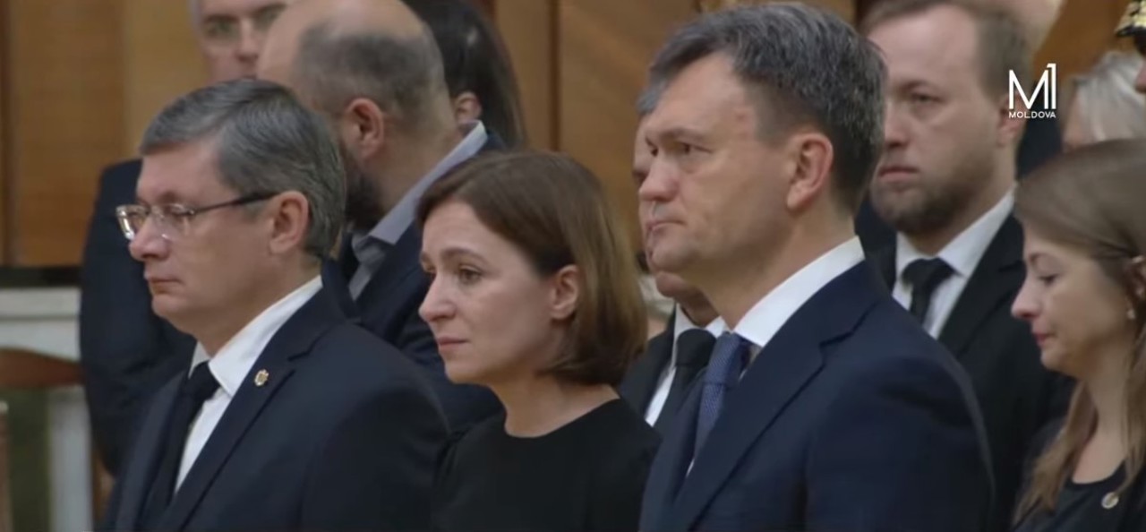 National day of mourning // Messages of Igor Grosu and Dorin Recean at the funeral of Mircea Snegur