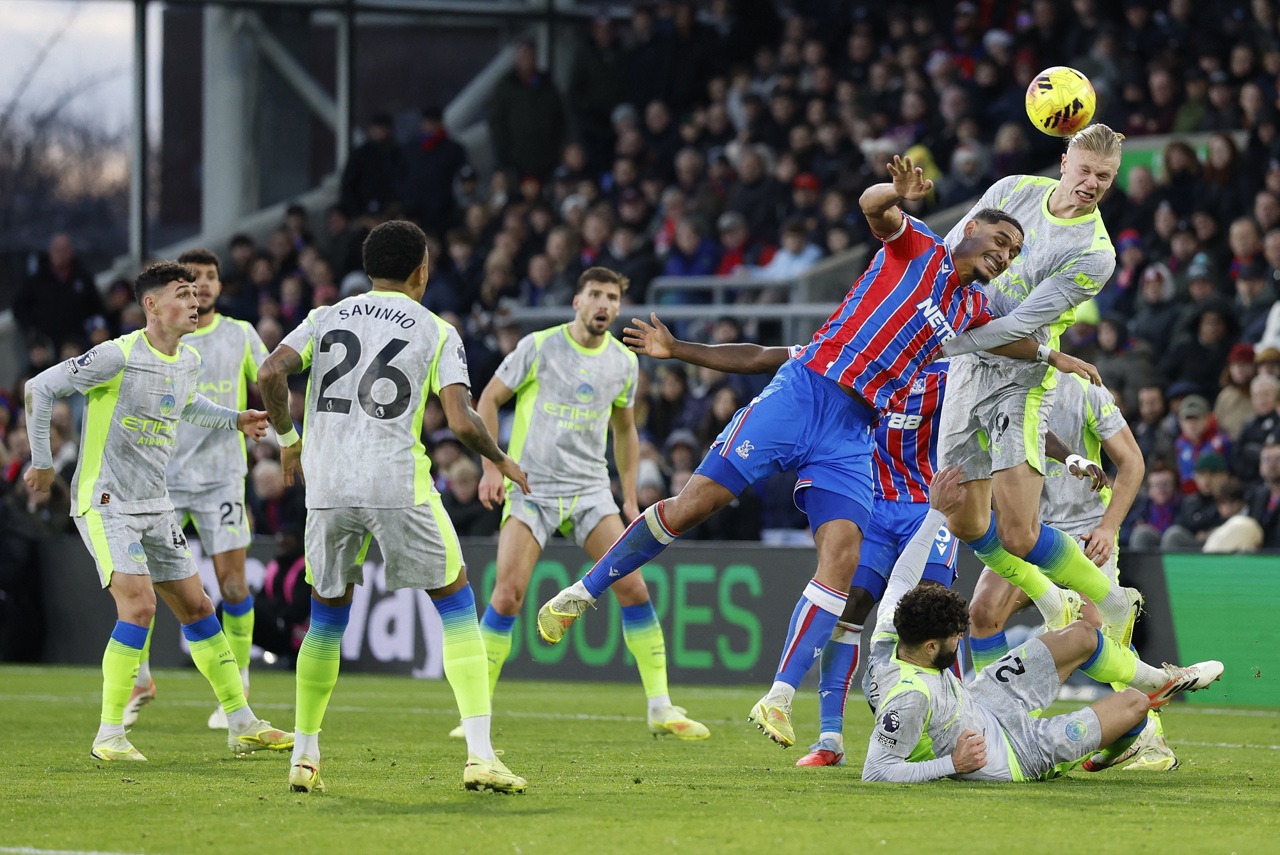 Manchester City și Aston Villa, în goana după Arsenal Londra