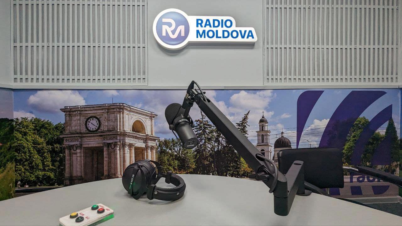 Jurnalist de la București: „Radioul reușește de fiecare dată să fie în pas cu vremurile”