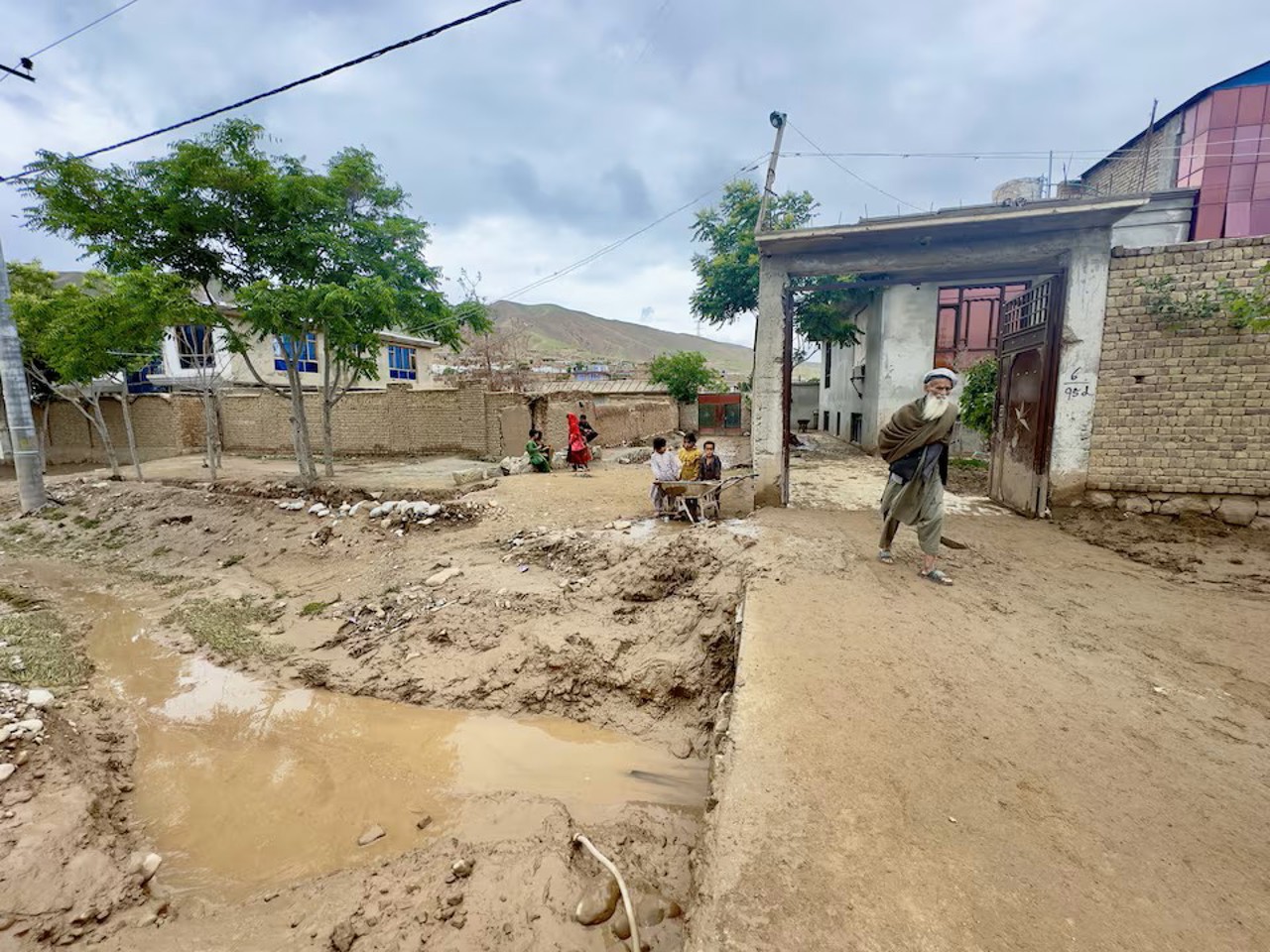 Afghanistan Floods: Hundreds Dead, Rescue Efforts Underway