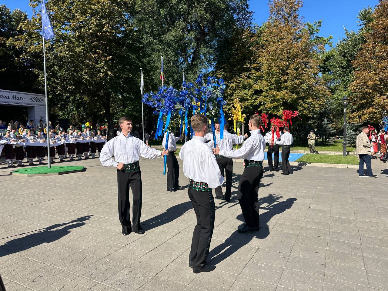 Festivalul Etniilor se desfășoară la Chișinău. Evenimentul a început cu o paradă a portului etnic  