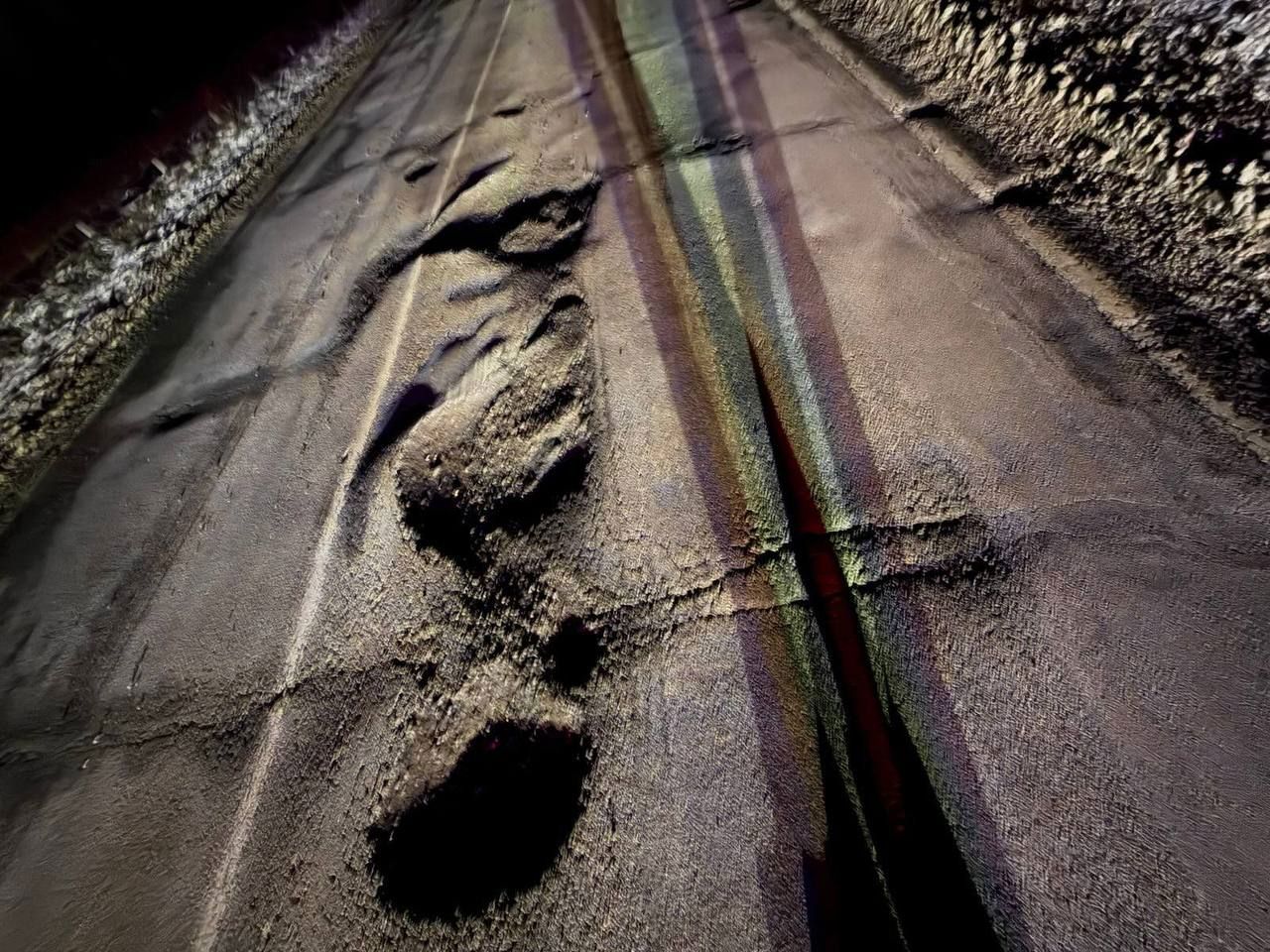 Gropi în perimetrul localităților Condrița și Căpriana: anvelope distruse și mașini staționate