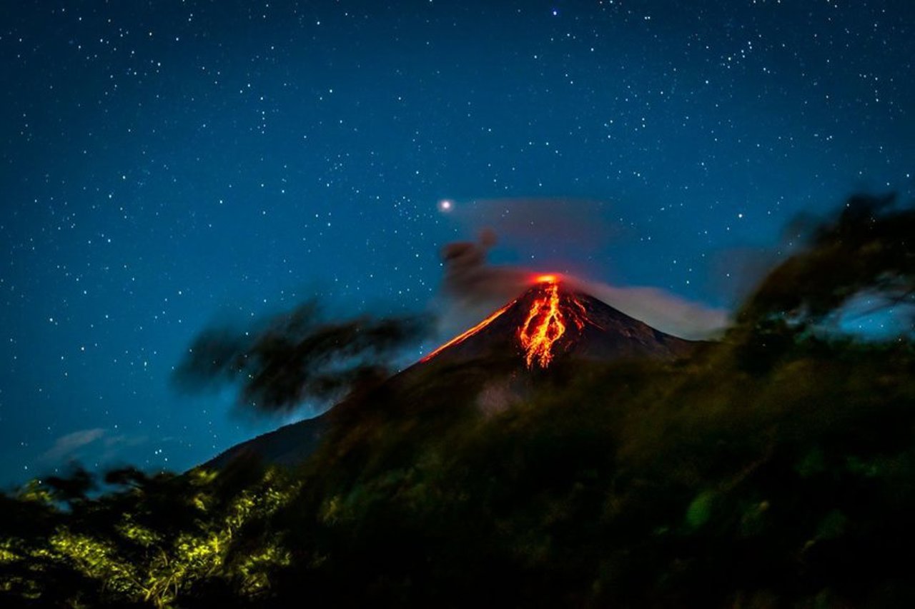 The Fuego volcano in Guatemala enters a new phase of eruption