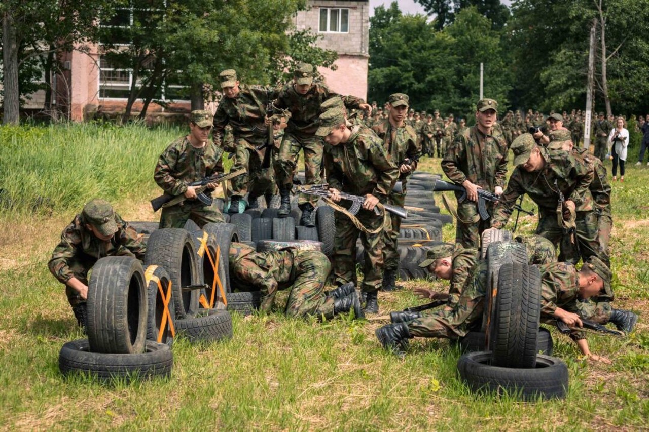 Uniformă în loc de copilărie: cum formează regimul de la Tiraspol viitorii soldați la școala militară suvorovistă. Reacția Biroului politici de reintegrare