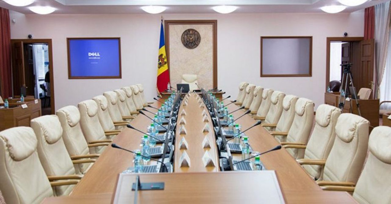 Сегодня состоится первое заседание правительства под руководством премьер-министра Дорина Речана