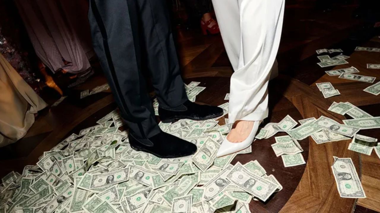 Milioane din „donații” de la nuntă și bunuri de lux: Un fost polițist, ginerele unui deputat socialist, riscă să rămână fără 2.5 milioane de lei