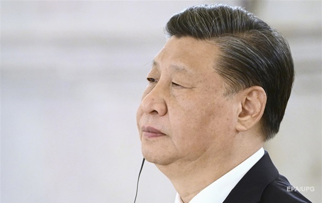 Zelenski a avut o convorbire telefonică "lungă și semnificativă" cu liderul chinez Xi Jinping
