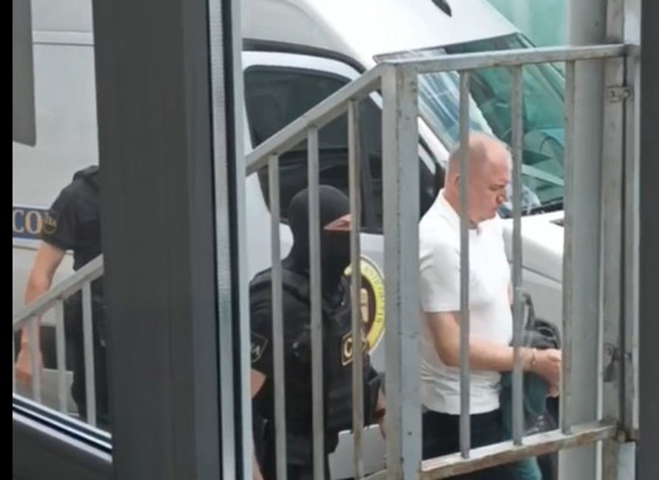 Fostul președinte al Băncii de Economii a Moldovei a fost condamnat la 13 ani de închisoare în dosarul „Frauda bancară”