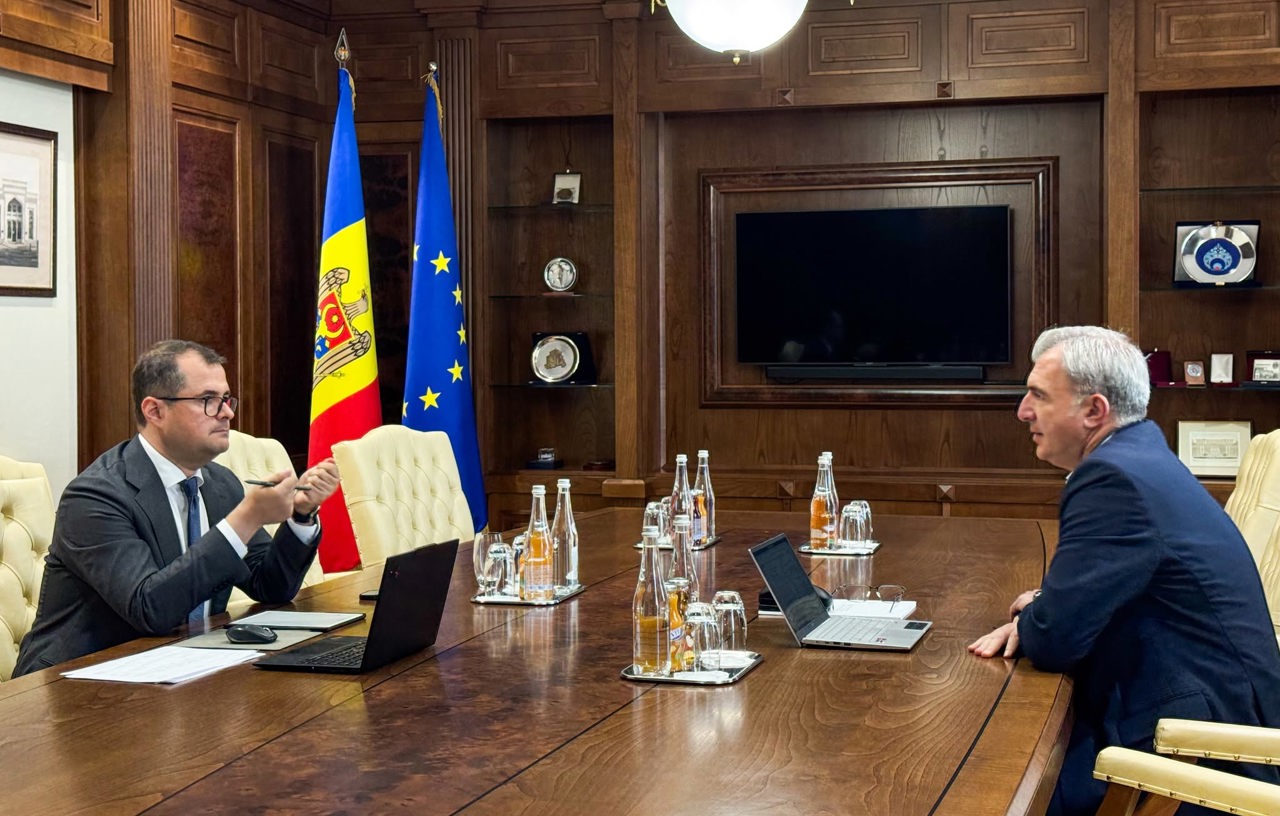 Premierul desemnat discută prioritățile guvernării cu miniștrii și partenerii sociali: „Ce nu funcționează și trebuie făcut altfel”