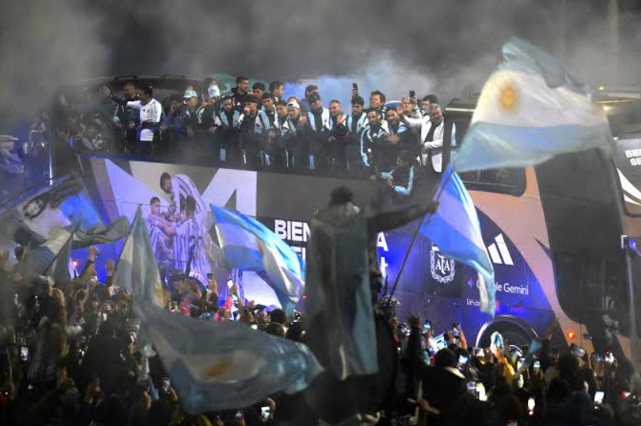 Și naționala Argentinei a fost întâmpinată de suporteri