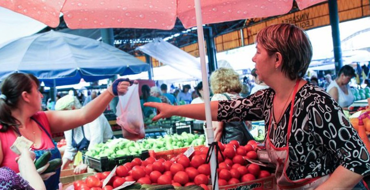 Prețurile medii de consum, scădere ușoară în august față de luna iulie